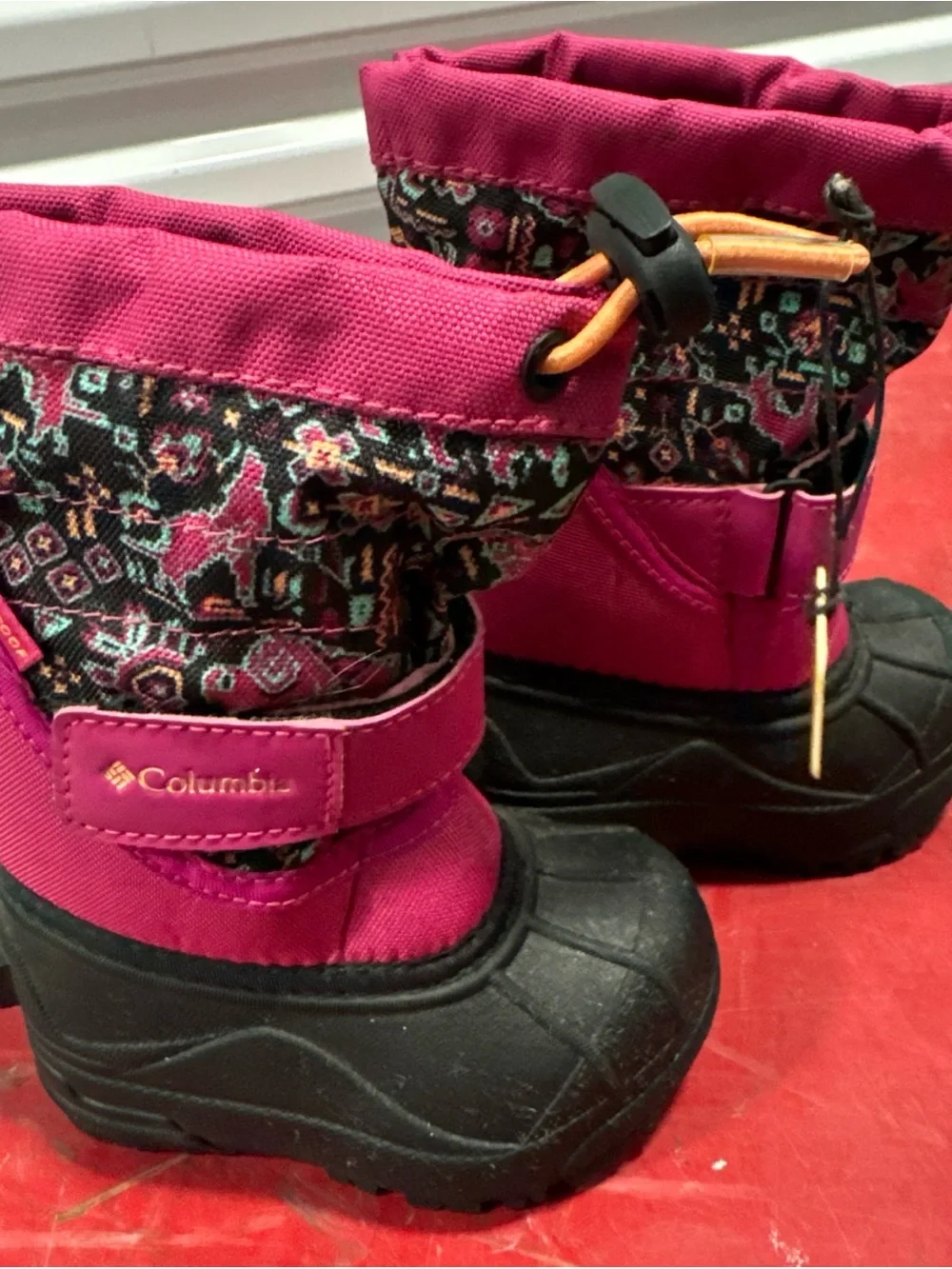 Columbia powder, bug snow, boots, toddler size 5 waterproof winter boots new